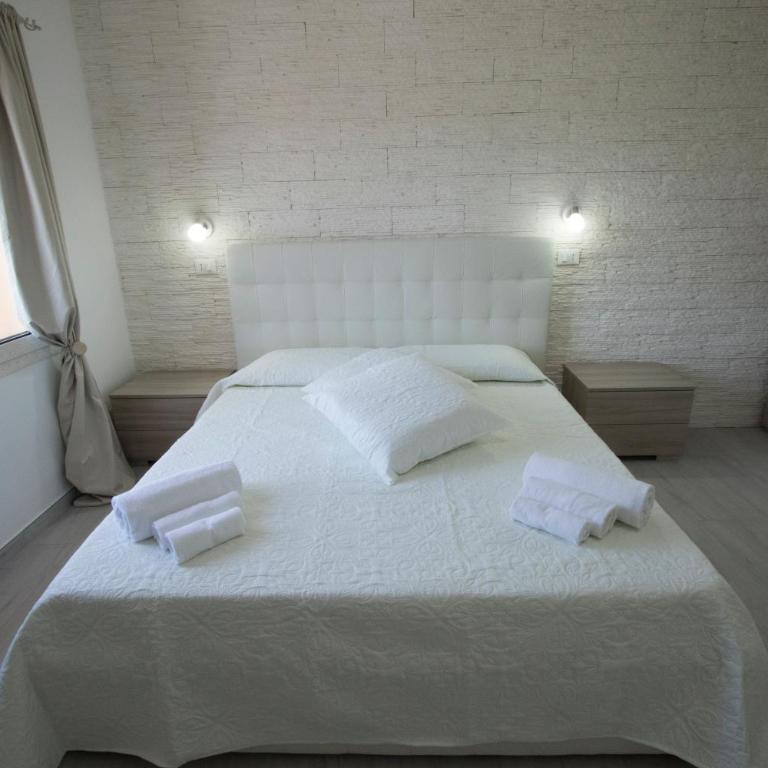 B&B Sole E Luna - Camera Queen con Balcone - 3