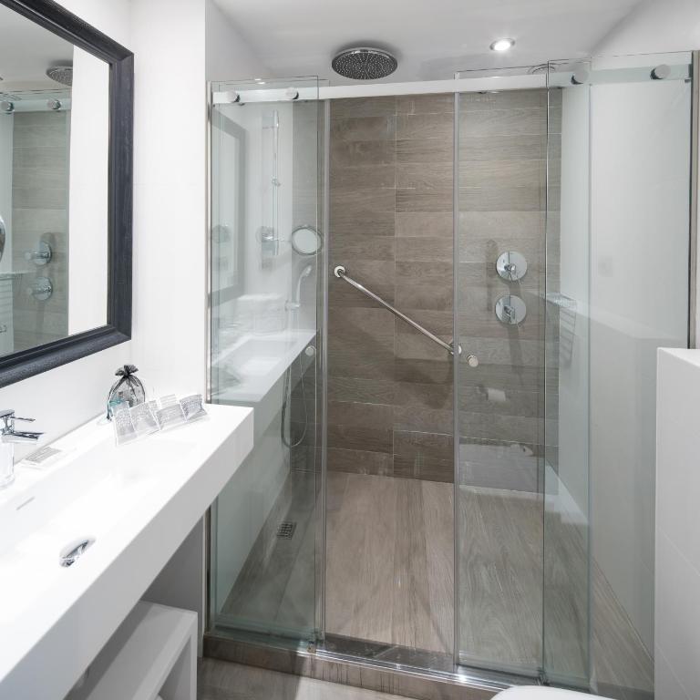 Catalonia Plaza Catalunya - Deluxe Double or Twin Room with Pool & Spa Access - 2