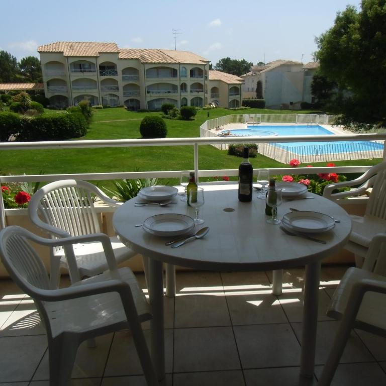 Appartement Moliets plage, avec piscine - Appartement - Vue sur Piscine - 11