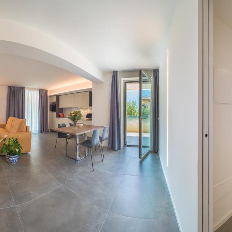 Maffei Apartments - Active Holidays - Appartamento Deluxe con 2 Camere da Letto e Balcone - 2