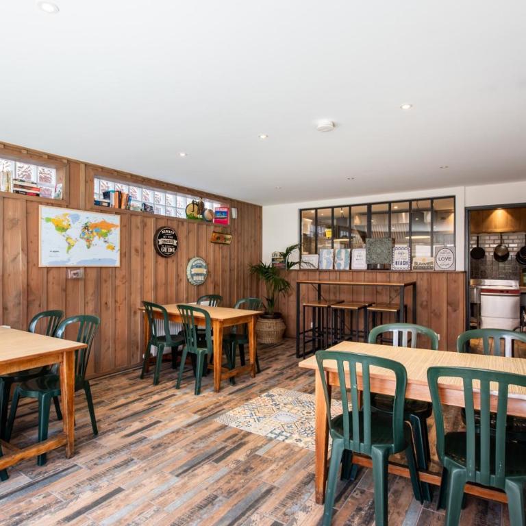 VILLA ZENITH Hostel-LA SURF HOUSE - Lit Simple dans Dortoir Mixte - 10