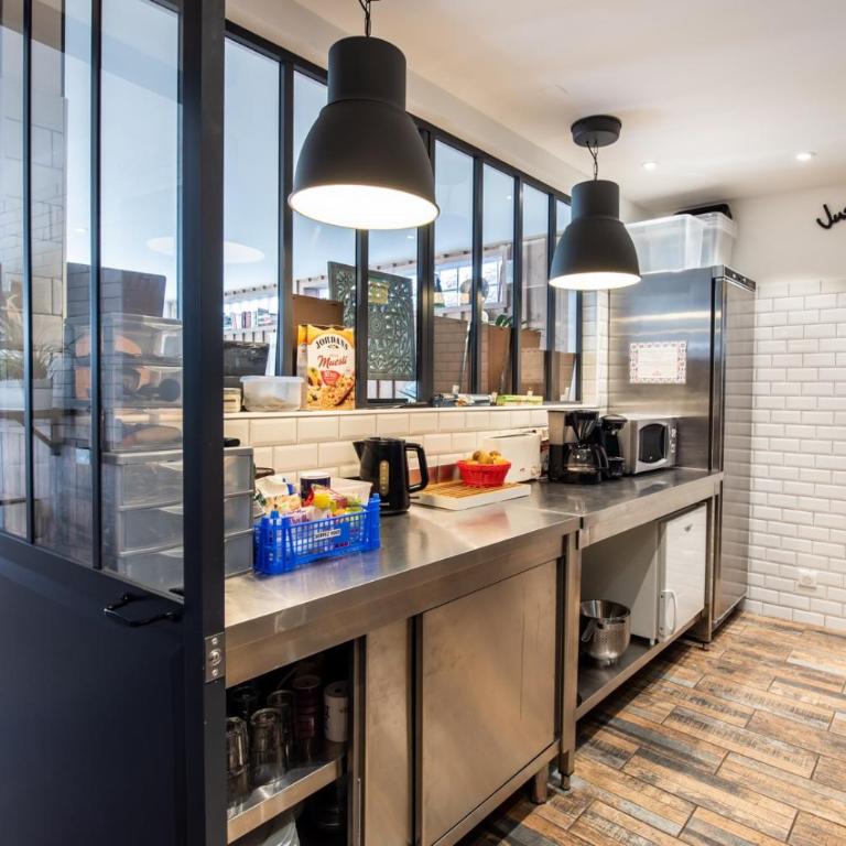 VILLA ZENITH Hostel-LA SURF HOUSE - Lit Simple dans Dortoir Mixte - 8
