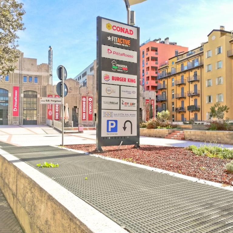 MODERN & BRIGHT flat - 2 MIN from the SEA - Appartamento con Vista Mare - 28