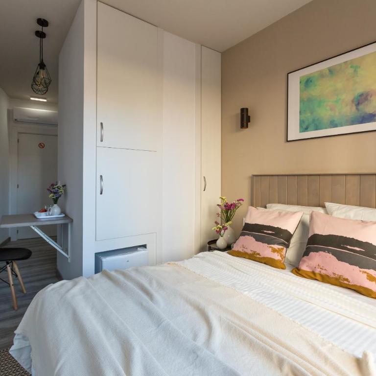 Hostal12 - Habitación Doble con baño privado - 3