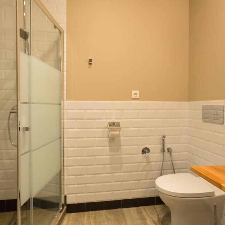 Hostal12 - Habitación Doble con baño privado - 2