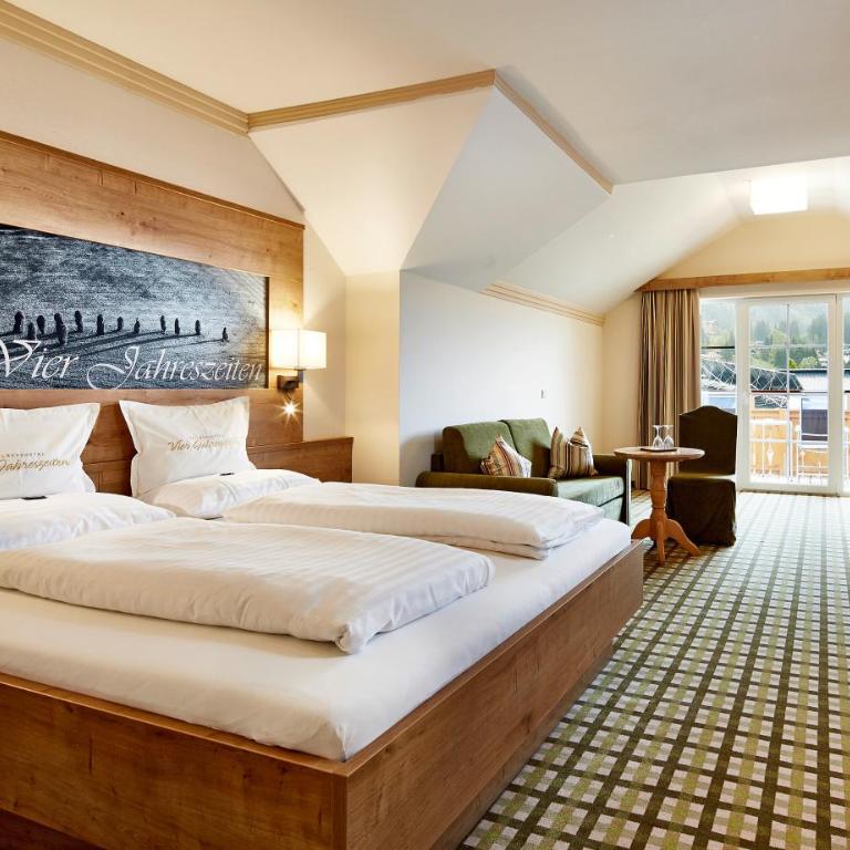 Vier Jahreszeiten Wellnessresort Achensee - Comfort Doppelzimmer mit Balkon - 1