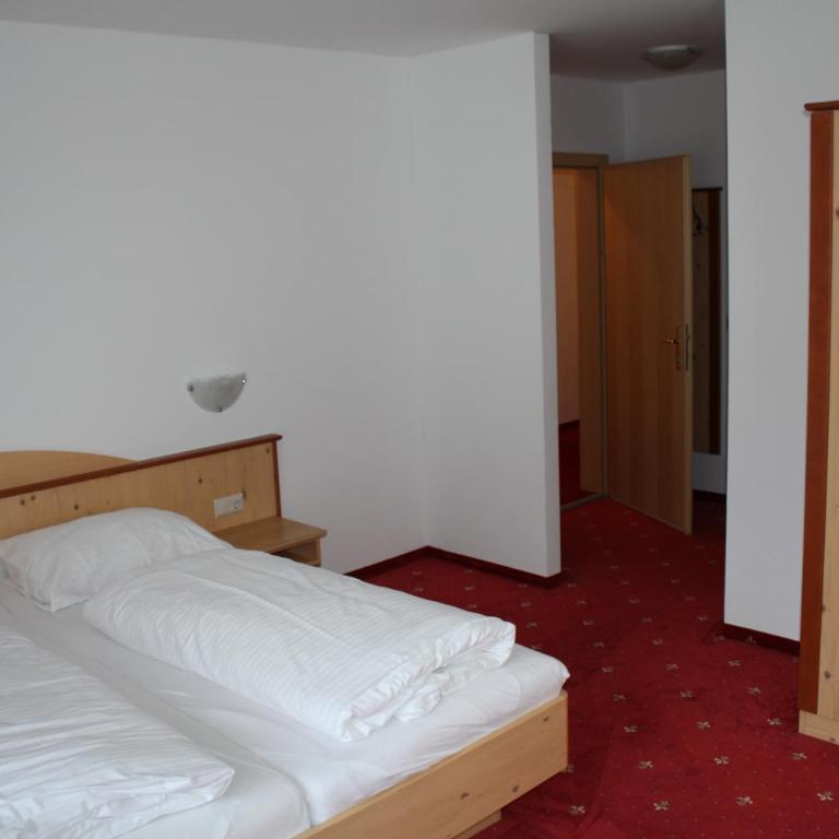 Hotel Hubertus - Doppelzimmer zur Einzelnutzung - 4