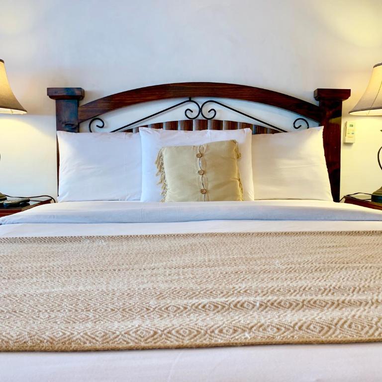 Casa Bella Boutique Hotel San Isidro - Junior Suite with Garden View - 6