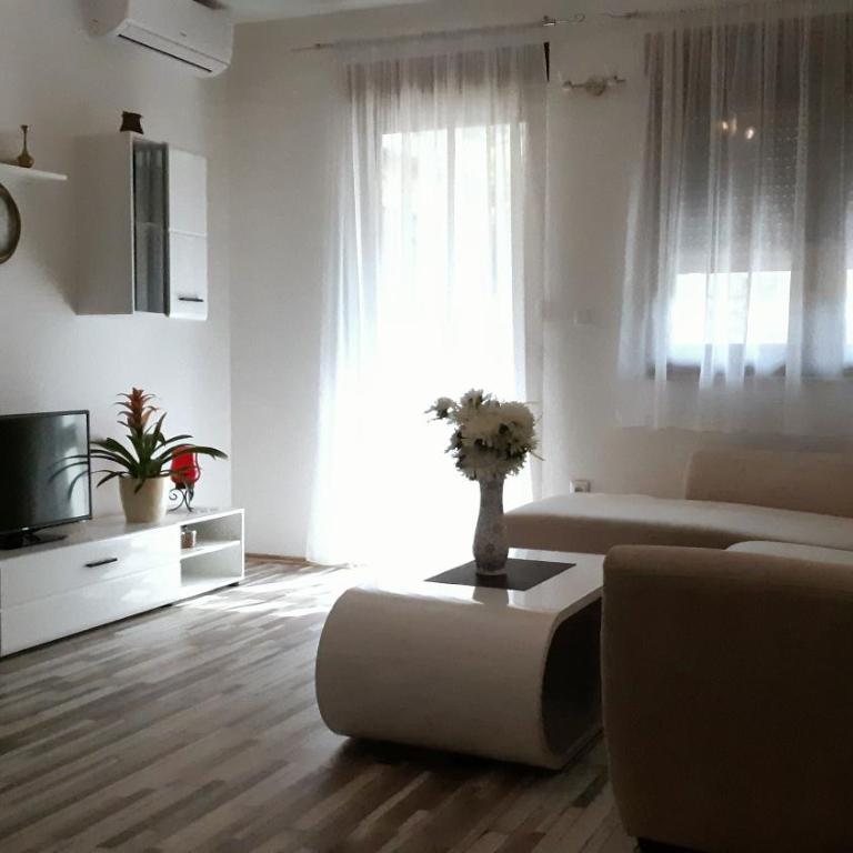 Apartments Kapetanovina - One-Bedroom Apartment - 12