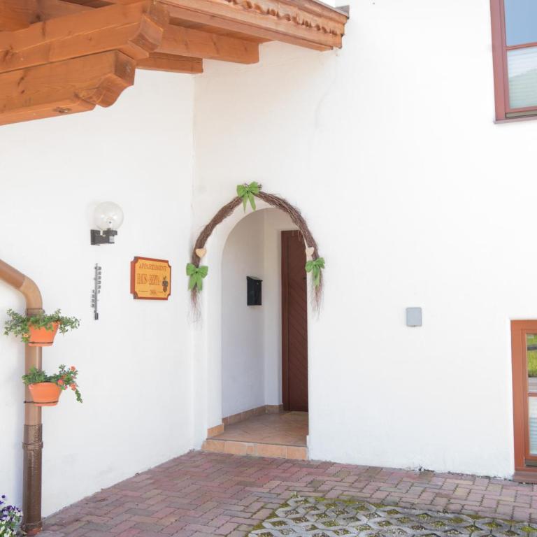 Haus Berta - Apartment with Terrace - 20