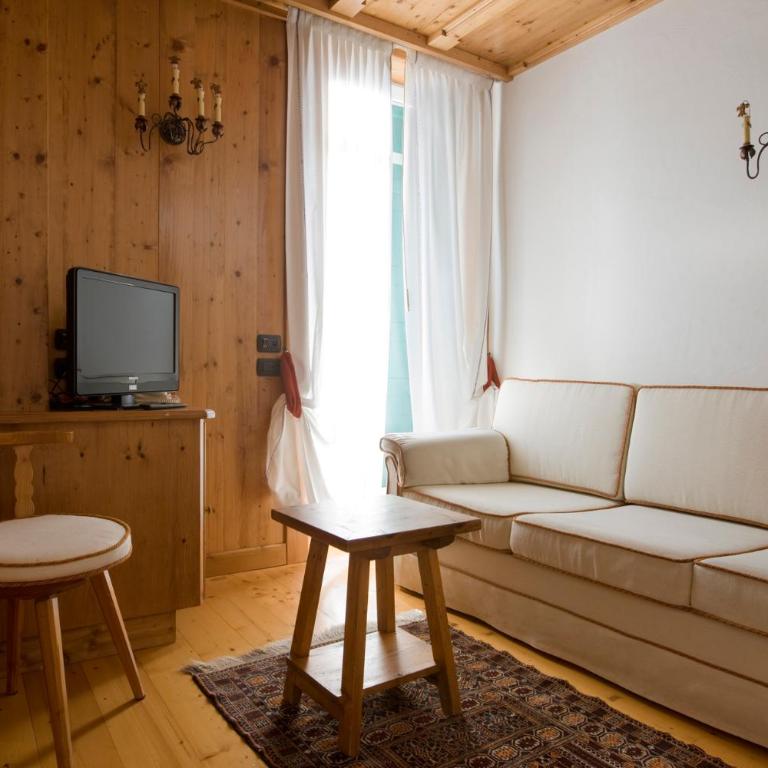 Hotel Cortina - Junior Suite - 1