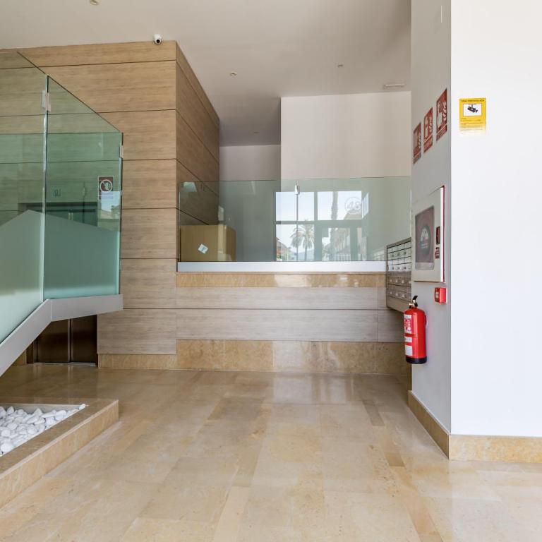 Luxury Beach Front Apartment with Pool - Apartamento - 25