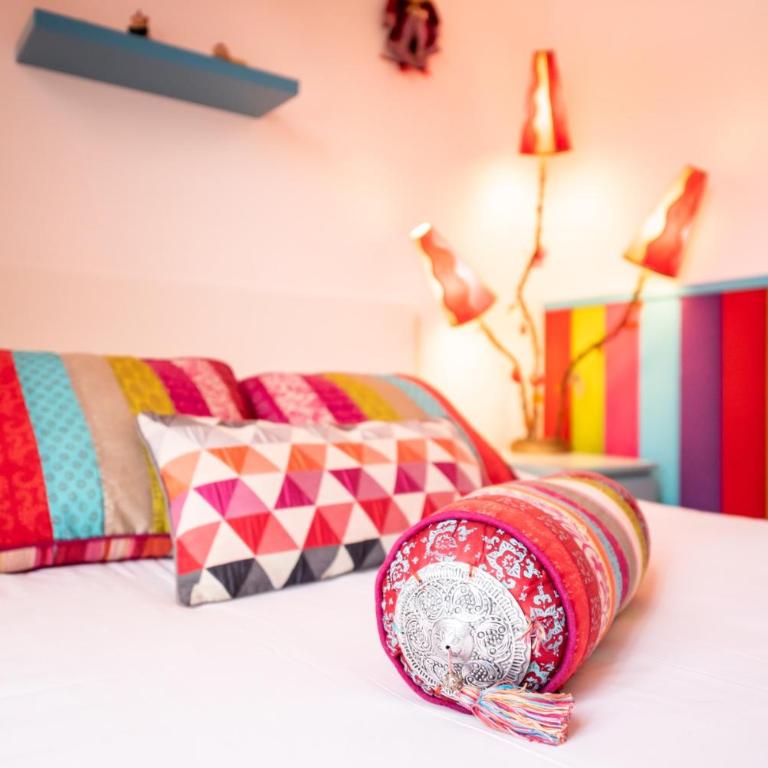 VILLA ZENITH Hostel - LA MAISON - Chambre Double avec Salle de Bains Privative et Toilettes Communes - 3