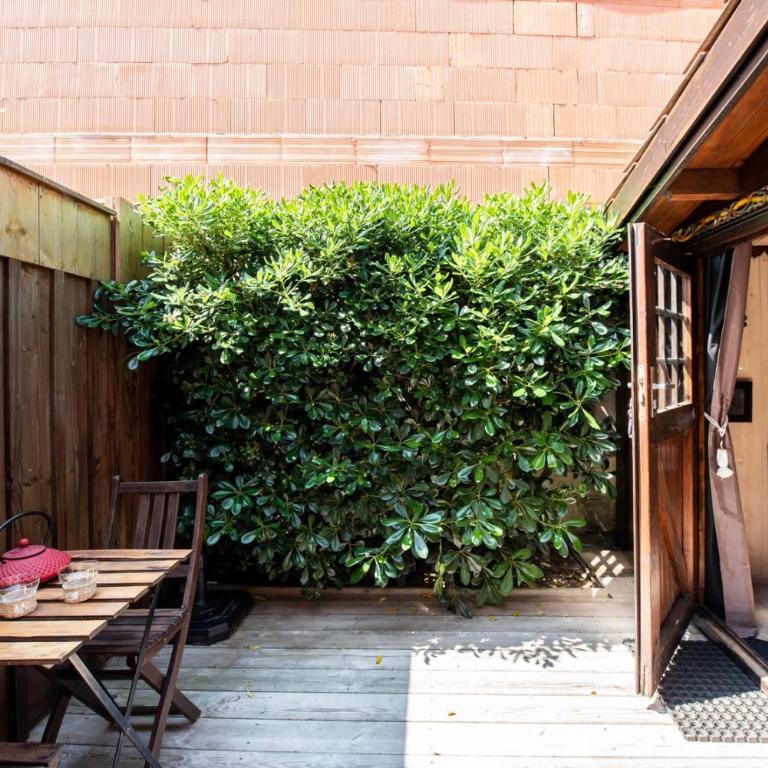 VILLA ZENITH Hostel - LA MAISON - Chambre Double avec Patio - 3