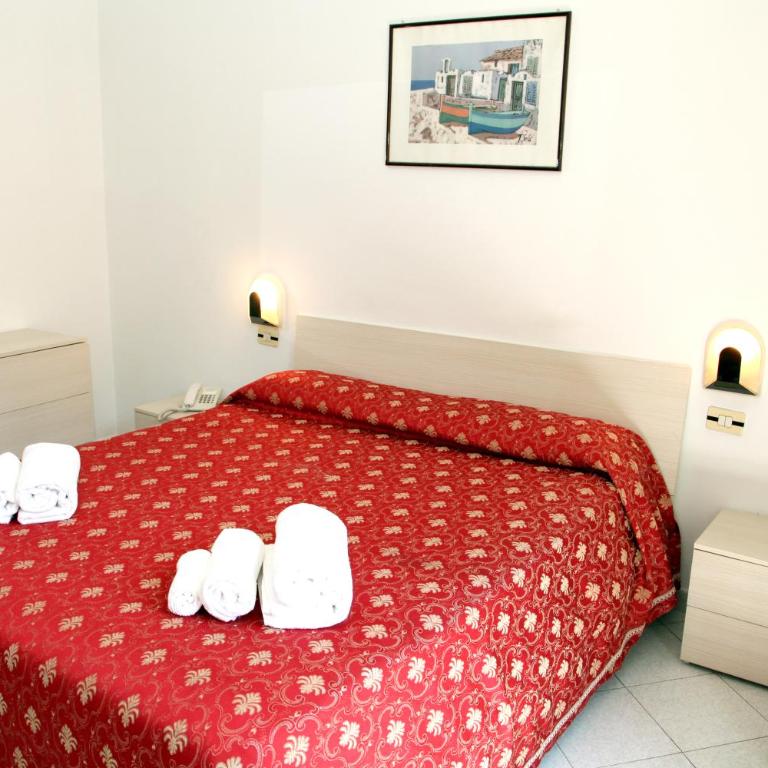 Hotel Desìo - Camera Matrimoniale con Bagno Privato - 5