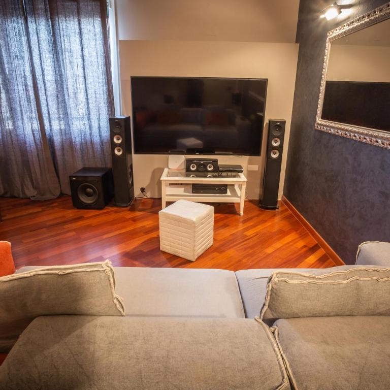 Cinematic Modern Flat, 100 mt da Ospedale - Appartamento con Sauna - 3