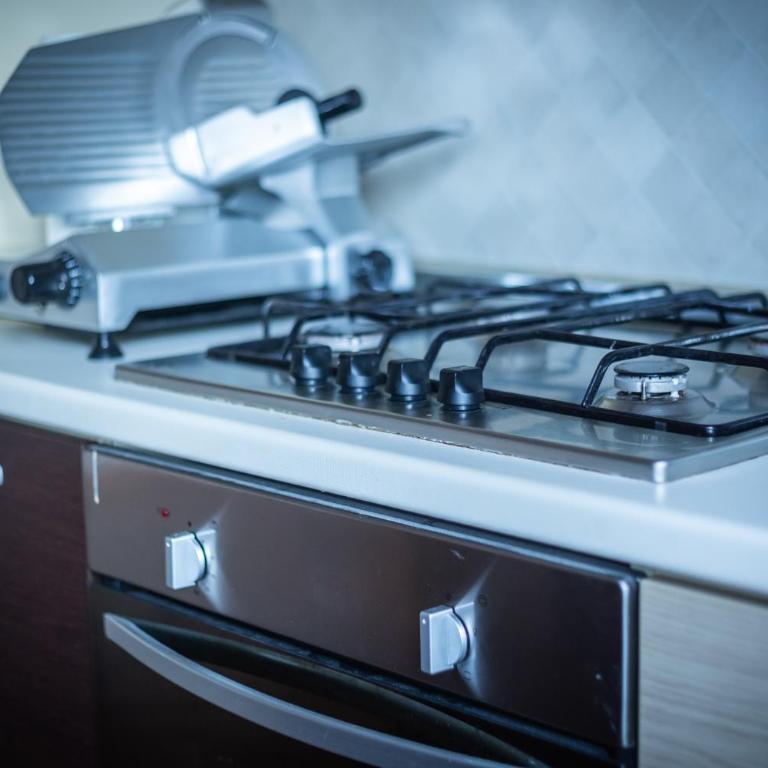 Cinematic Modern Flat, 100 mt da Ospedale - Appartamento con Sauna - 5