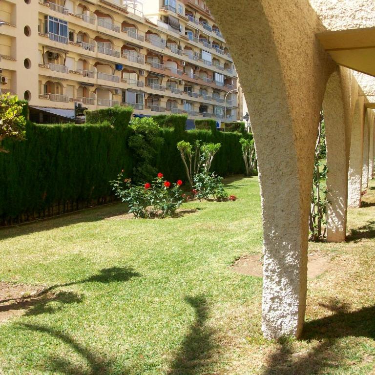 ROMA 11 GANDÍA - Alquiler a familias - Apartamento de 3 dormitorios - 38
