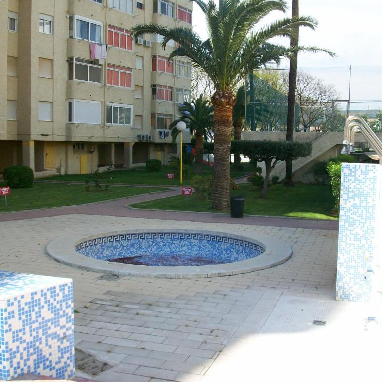 ROMA 11 GANDÍA - Alquiler a familias - Apartamento de 3 dormitorios - 46