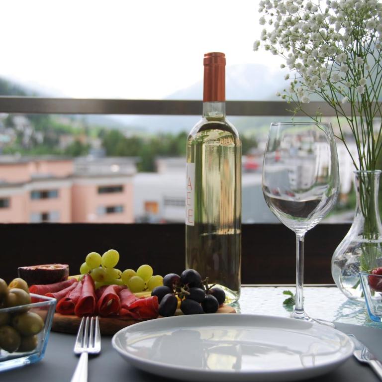 Davos Holiday Apartment - Apartment mit Blick auf die Berge - 8