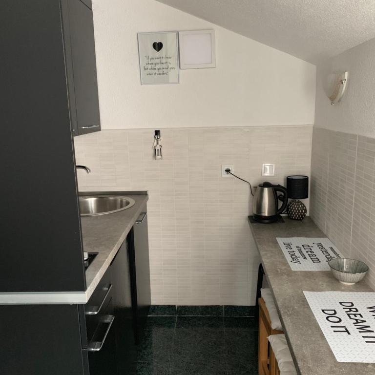 Apartmani Krgušić - Porodični Studio - 3