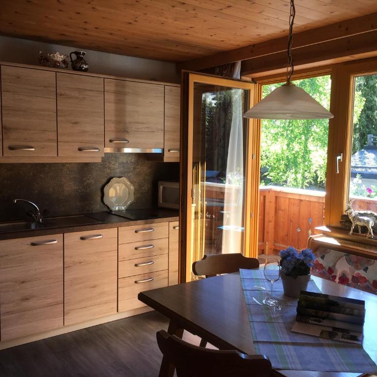 Haus Wildebene - Standard Apartment mit 2 Schlafzimmern und Balkon - 7