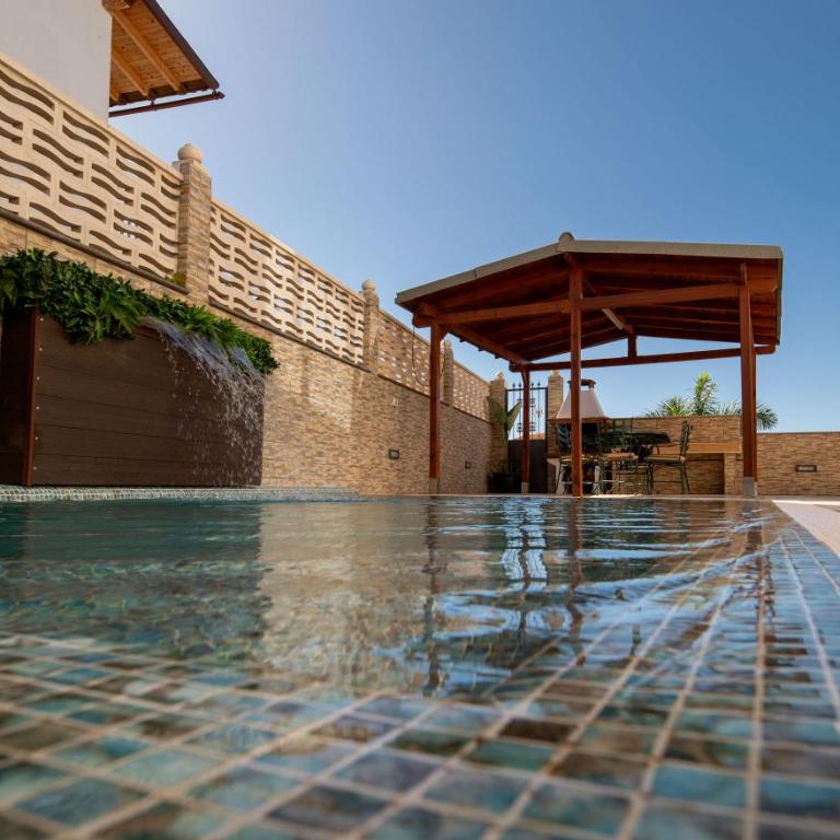 Villa, Private heated pool and jacuzzi . - Villa Deluxe - 3