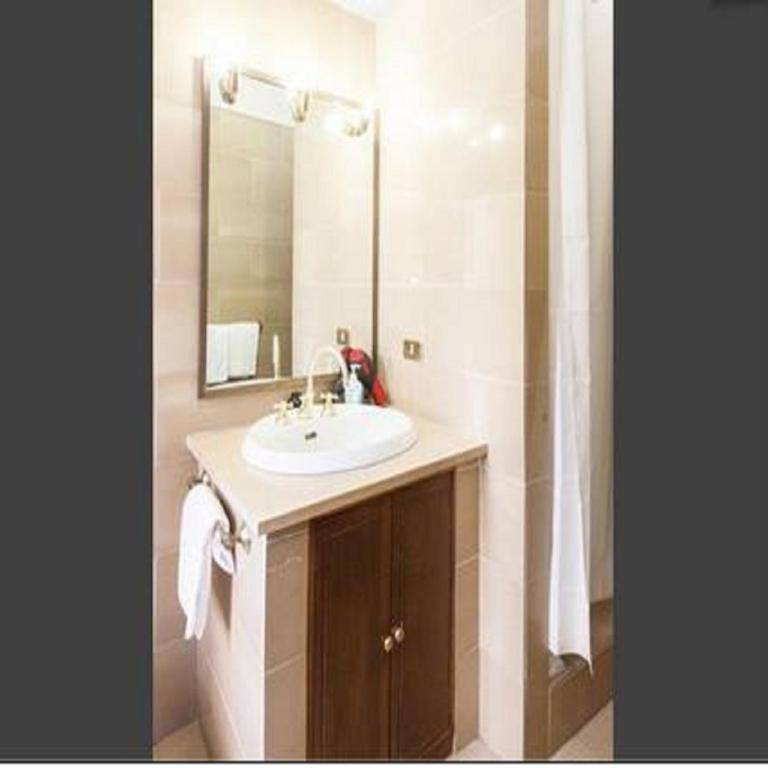 Signor Suite Colosseo - Appartamento su 2 Livelli con 2 Camere da Letto - 12