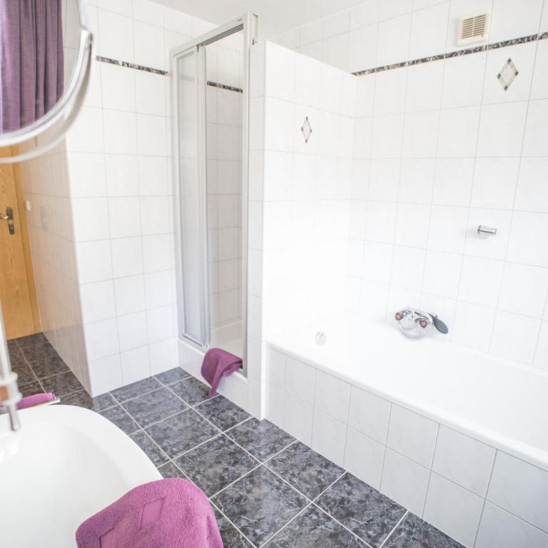 Haus Berta - Apartment with Terrace - 13