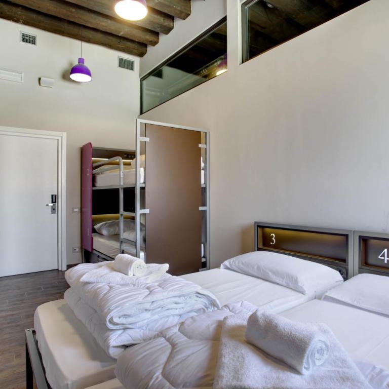 Generator Venice - Camera Familiare con Bagno Privato - 2