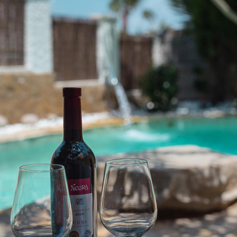 Bright villa with salt water pool - Villa con piscina privada - 17