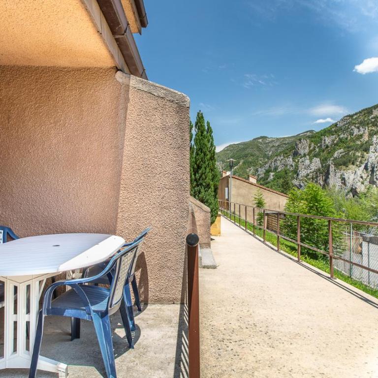 Vacancéole - Résidence Les Gorges Rouges - Appartement 2 Chambres 5 Personnes - 11