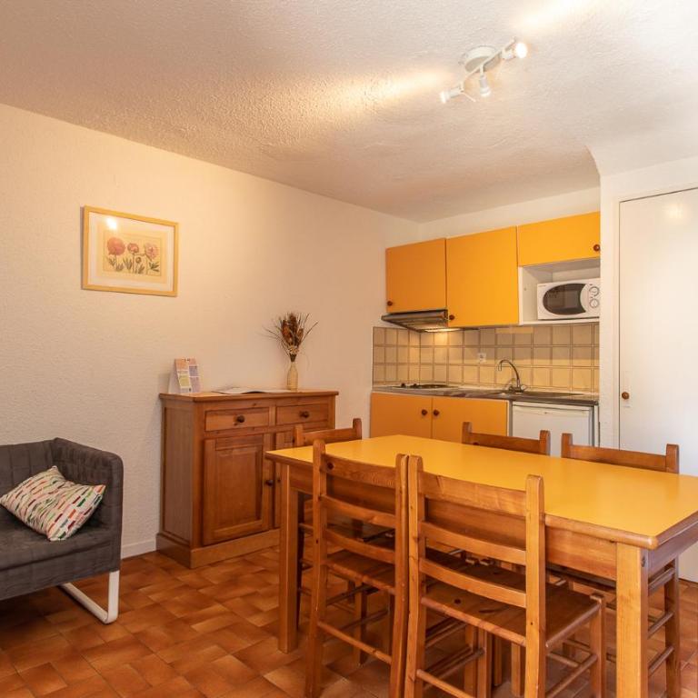 Vacancéole - Résidence Les Gorges Rouges - Appartement 2 Chambres 5 Personnes - 2