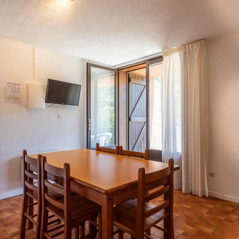 Vacancéole - Résidence Les Gorges Rouges - Appartement 2 Chambres 5 Personnes - 4