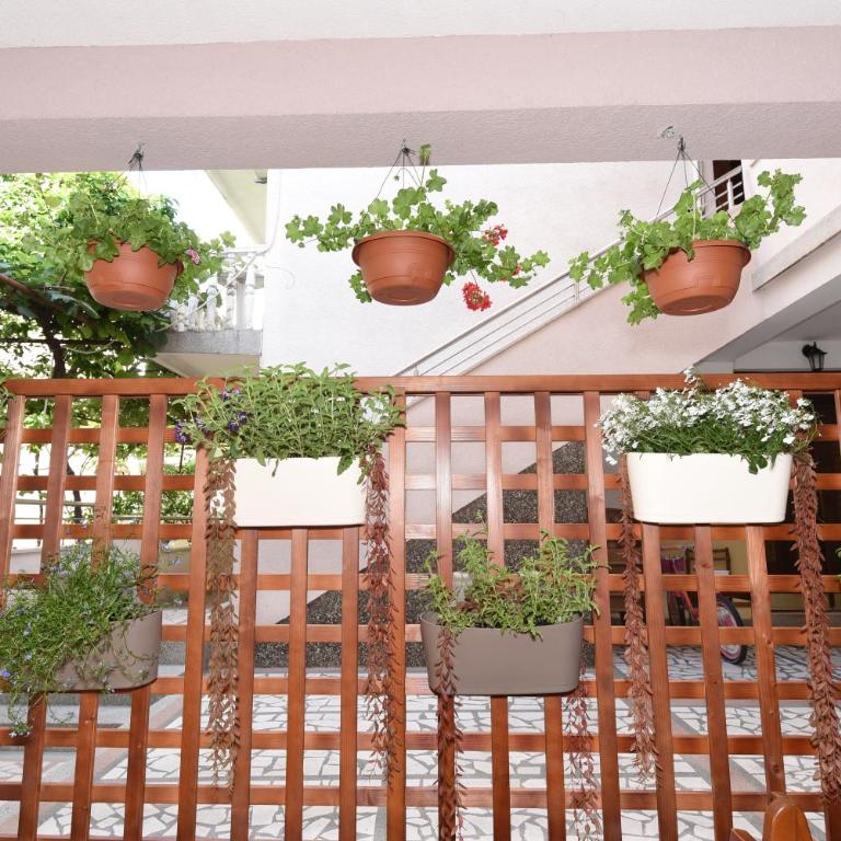 Guest House Zec - Dvokrevetna Soba sa Bračnim Krevetom/Zasebnim Krevetima - 13
