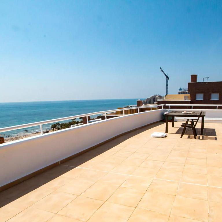 Apartamentos Be Suites Primera Linea - Ático de 3 dormitorios con terraza en la azotea - 6
