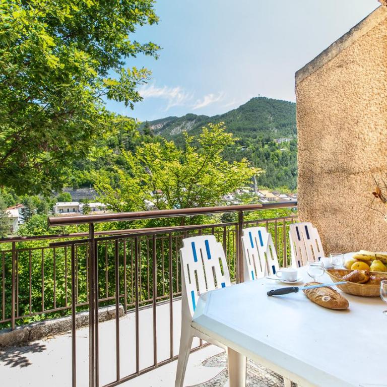Vacancéole - Résidence Les Gorges Rouges - Appartement 3 Chambres pour 8 Personnes - 12