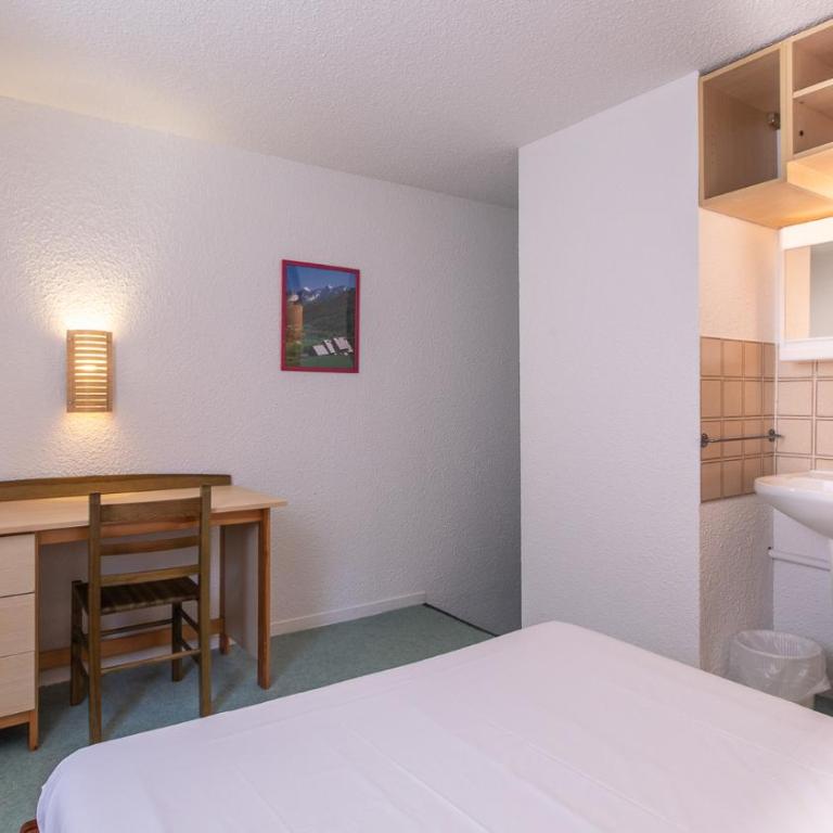 Vacancéole - Résidence Les Gorges Rouges - Appartement 3 Chambres pour 8 Personnes - 4