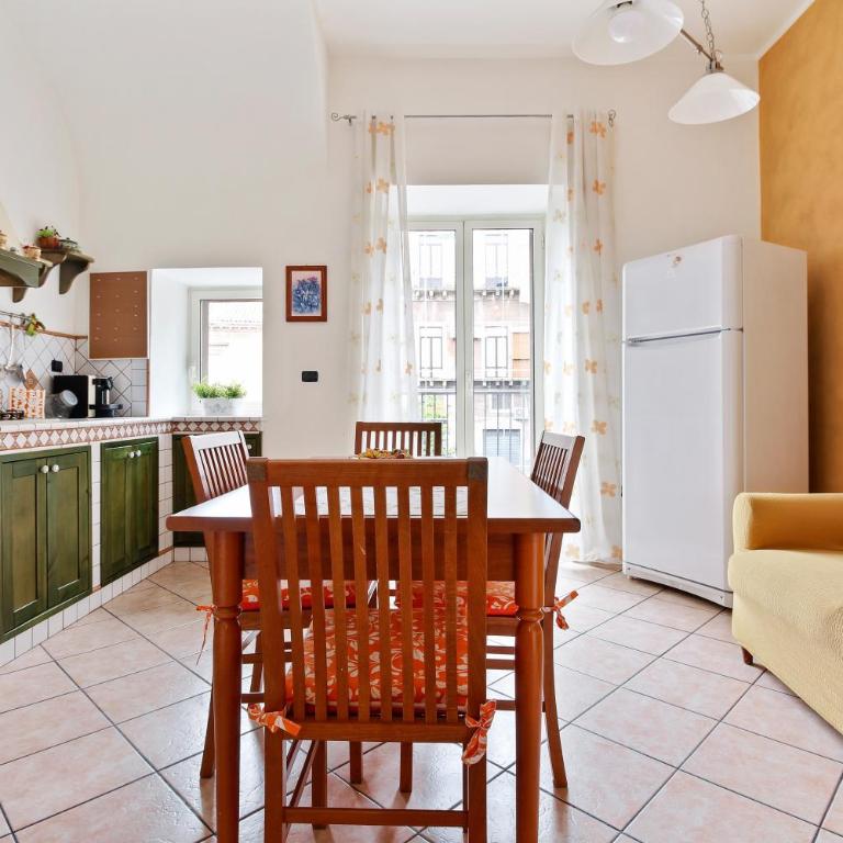 GuestHost - Central Flat with Balconies and Bicycle! - Two-Bedroom Apartment - 7