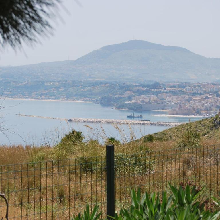 Casa Vacanze La Terrazza Sul Golfo - Two-Bedroom House - 4