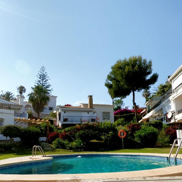 Apartment, 2 bedrooms, on the beach, with pool, sea views and garden - Two-Bedroom Apartment - 14