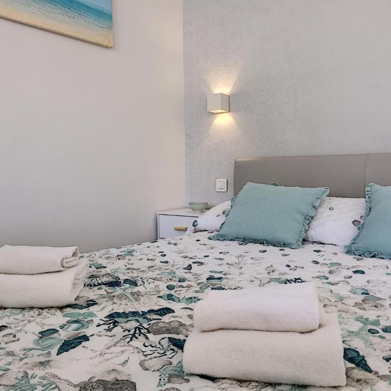Nestor&Jeeves - BLUE OCEAN - Central - Very close beaches - Studio avec Terrasse - 3