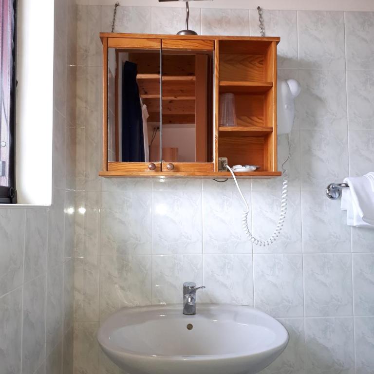 Hotel Villa Dina - Camera Matrimoniale con Bagno Privato - 6