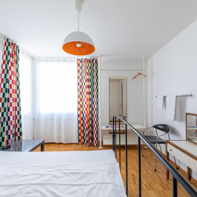 Bettstatt-Neustadt - Doppelzimmer mit Gemeinschaftsbad - 1