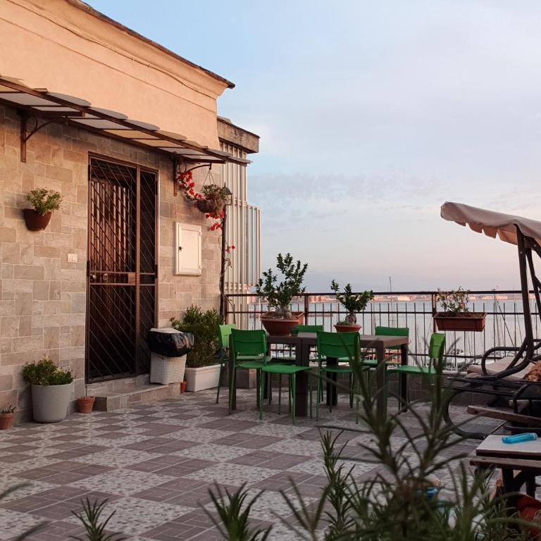 Siriana open space - Monolocale con Terrazza e Vista Mare - 15