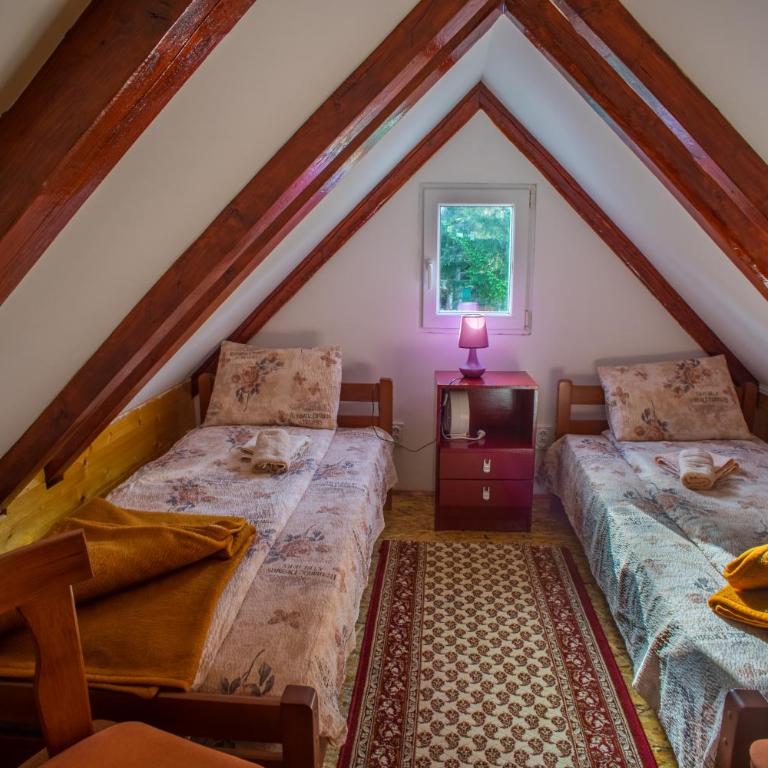 Vuković Accommodation - Three-Bedroom House - 25