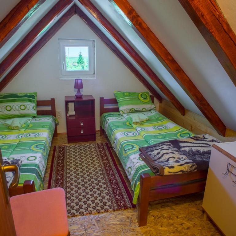 Vuković Accommodation - Three-Bedroom House - 24