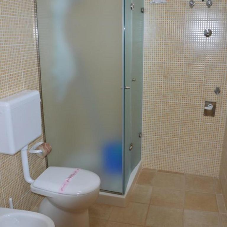 BILOCALE GRAZIOSO - Appartamento con 1 Camera da Letto - 9