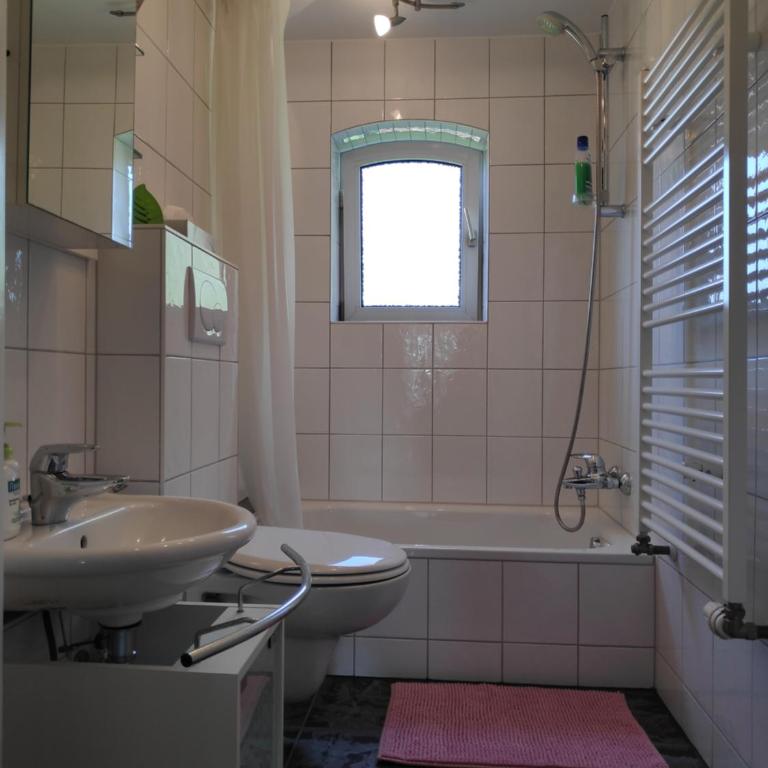 Ferienwohnung Allgäuglück - Apartment mit 1 Schlafzimmer, Balkon und Bergblick - 5