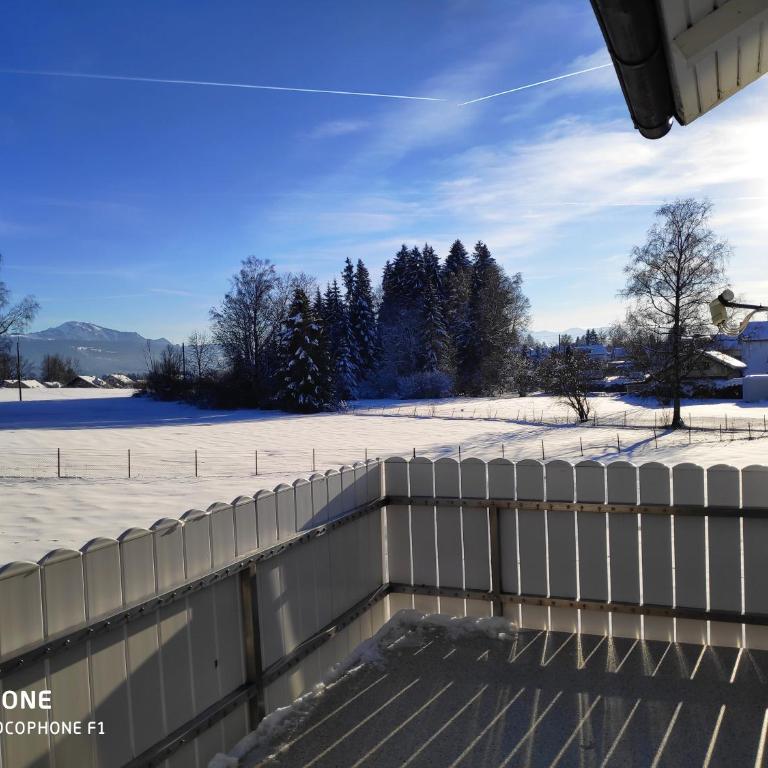 Ferienwohnung Allgäuglück - Apartment mit 1 Schlafzimmer, Balkon und Bergblick - 2
